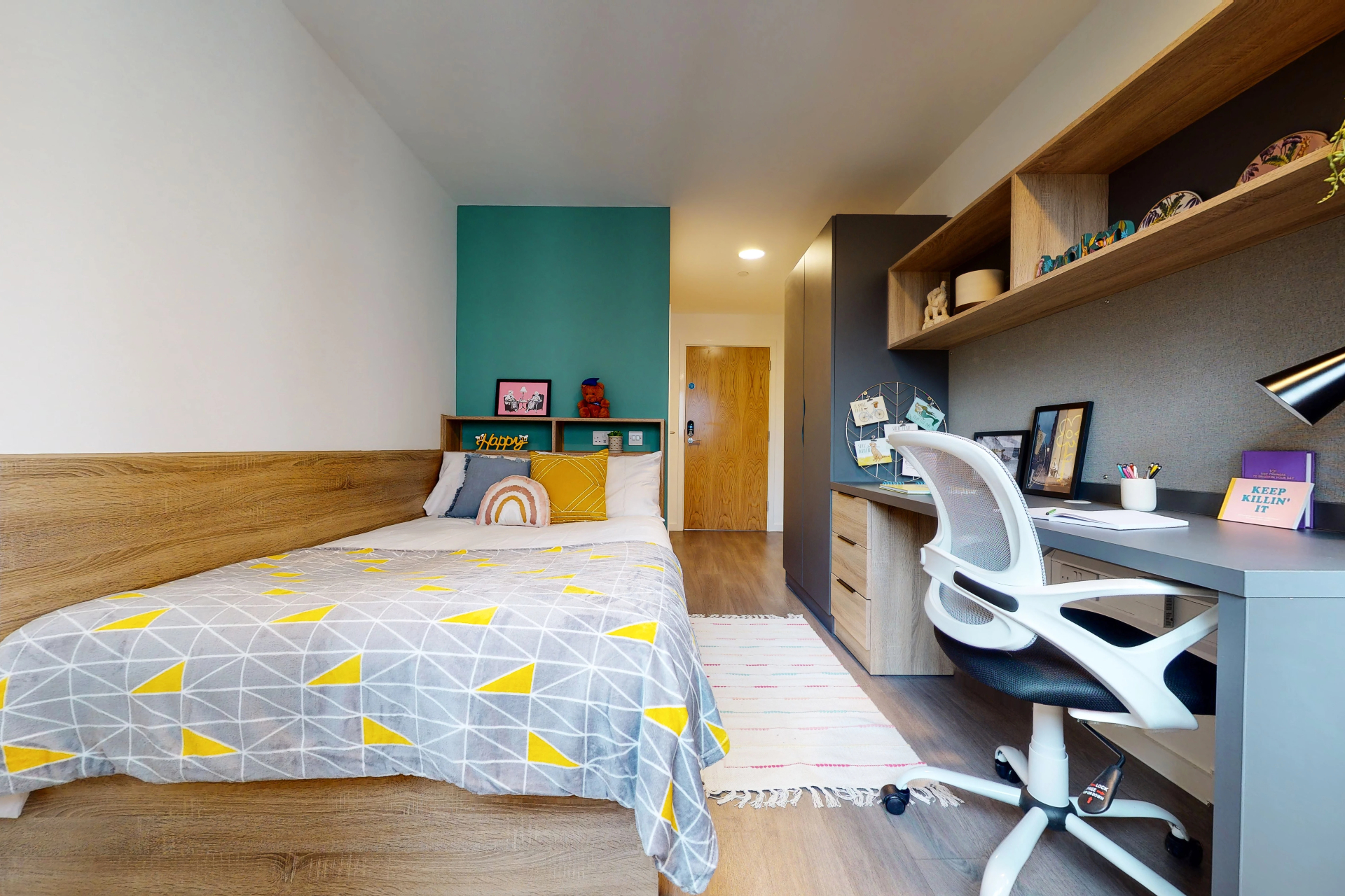 Ensuite London Wembley student Canvas